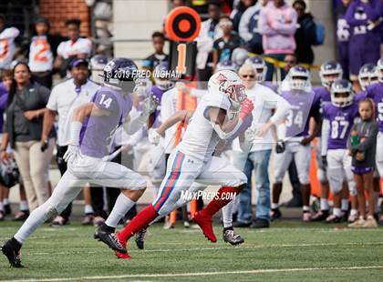 Thumbnail 2 in DeMatha @ Gonzaga photogallery.