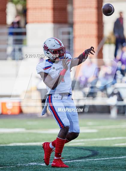 Thumbnail 3 in DeMatha @ Gonzaga photogallery.