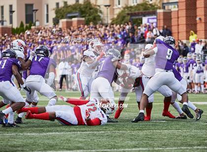 Thumbnail 2 in DeMatha @ Gonzaga photogallery.