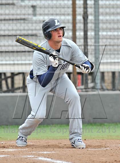 Thumbnail 3 in St. Michael's vs Liberty Christian (Texas Private School Classic) photogallery.