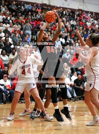 Thumbnail 3 in Freedom vs. Southeast Guilford (NCHSAA 3A Western Regional Final) photogallery.