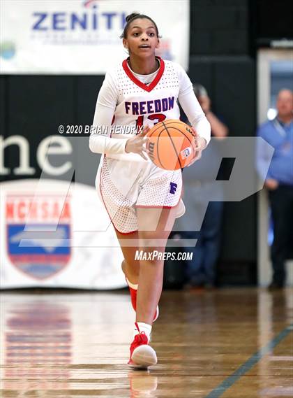 Thumbnail 2 in Freedom vs. Southeast Guilford (NCHSAA 3A Western Regional Final) photogallery.