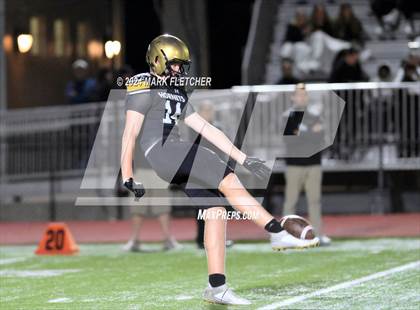 Thumbnail 1 in Bishop Moore vs Eastside (FHSAA 3A Region 2 Regional Quarterfinal) photogallery.