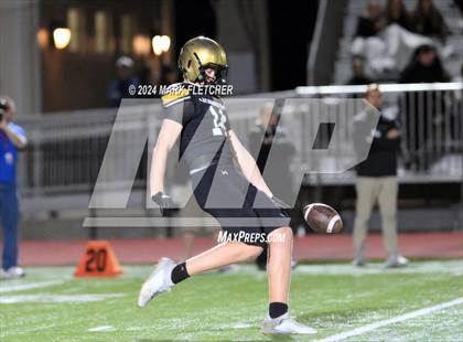 Thumbnail 3 in Bishop Moore vs Eastside (FHSAA 3A Region 2 Regional Quarterfinal) photogallery.