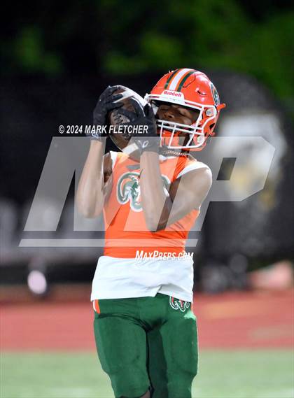 Thumbnail 1 in Bishop Moore vs Eastside (FHSAA 3A Region 2 Regional Quarterfinal) photogallery.