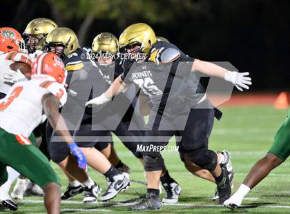 Thumbnail 2 in Bishop Moore vs Eastside (FHSAA 3A Region 2 Regional Quarterfinal) photogallery.