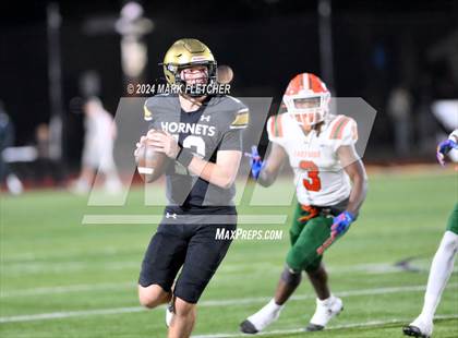 Thumbnail 2 in Bishop Moore vs Eastside (FHSAA 3A Region 2 Regional Quarterfinal) photogallery.