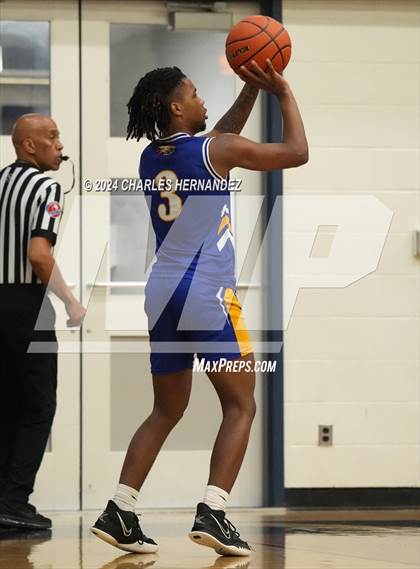 Thumbnail 3 in Washington vs Chapel Hill (UIL 4A Region III Semifinal) photogallery.