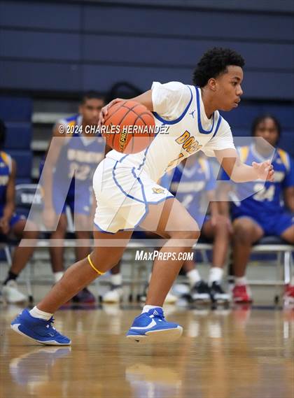Thumbnail 2 in Washington vs Chapel Hill (UIL 4A Region III Semifinal) photogallery.