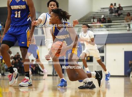 Thumbnail 2 in Washington vs Chapel Hill (UIL 4A Region III Semifinal) photogallery.
