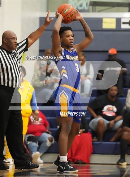 Thumbnail 2 in Washington vs Chapel Hill (UIL 4A Region III Semifinal) photogallery.
