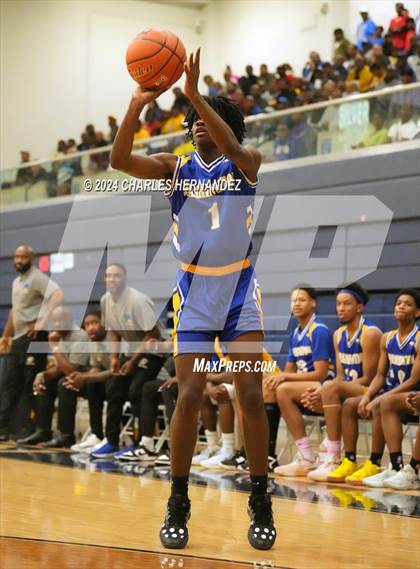 Thumbnail 2 in Washington vs Chapel Hill (UIL 4A Region III Semifinal) photogallery.