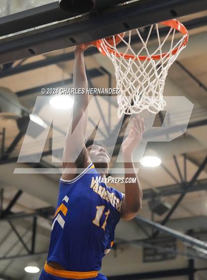 Thumbnail 2 in Washington vs Chapel Hill (UIL 4A Region III Semifinal) photogallery.