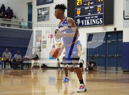 Thumbnail 2 in Washington vs Chapel Hill (UIL 4A Region III Semifinal) photogallery.