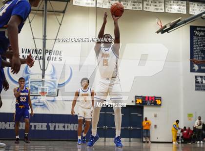 Thumbnail 1 in Washington vs Chapel Hill (UIL 4A Region III Semifinal) photogallery.