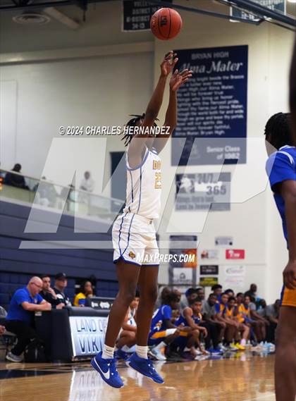 Thumbnail 1 in Washington vs Chapel Hill (UIL 4A Region III Semifinal) photogallery.