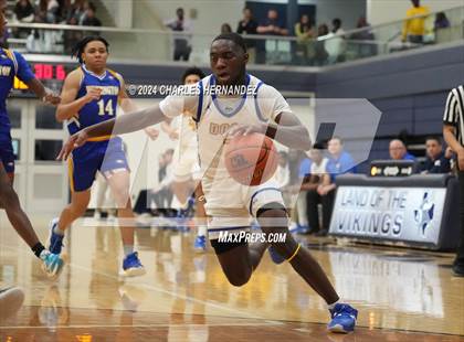 Thumbnail 1 in Washington vs Chapel Hill (UIL 4A Region III Semifinal) photogallery.