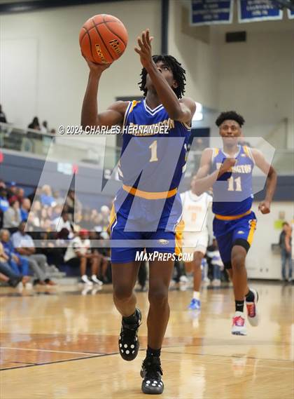 Thumbnail 1 in Washington vs Chapel Hill (UIL 4A Region III Semifinal) photogallery.