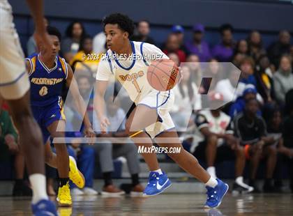 Thumbnail 3 in Washington vs Chapel Hill (UIL 4A Region III Semifinal) photogallery.