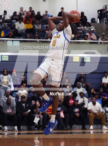 Thumbnail 1 in Washington vs Chapel Hill (UIL 4A Region III Semifinal) photogallery.