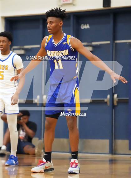 Thumbnail 1 in Washington vs Chapel Hill (UIL 4A Region III Semifinal) photogallery.