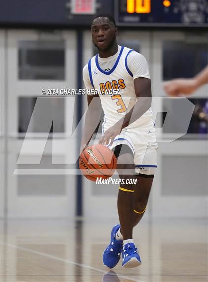 Thumbnail 2 in Washington vs Chapel Hill (UIL 4A Region III Semifinal) photogallery.