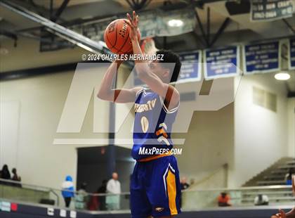 Thumbnail 1 in Washington vs Chapel Hill (UIL 4A Region III Semifinal) photogallery.