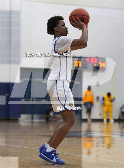 Thumbnail 3 in Washington vs Chapel Hill (UIL 4A Region III Semifinal) photogallery.
