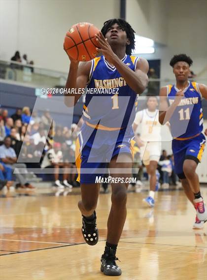 Thumbnail 3 in Washington vs Chapel Hill (UIL 4A Region III Semifinal) photogallery.