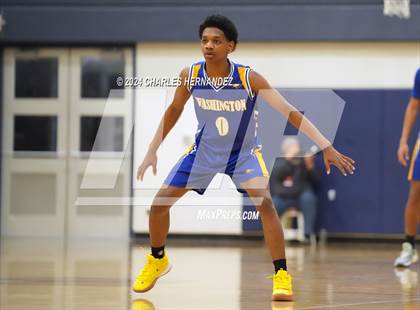 Thumbnail 1 in Washington vs Chapel Hill (UIL 4A Region III Semifinal) photogallery.