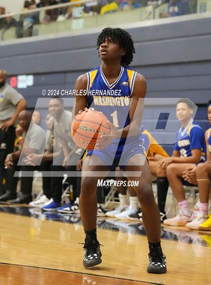 Thumbnail 1 in Washington vs Chapel Hill (UIL 4A Region III Semifinal) photogallery.