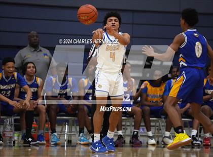 Thumbnail 3 in Washington vs Chapel Hill (UIL 4A Region III Semifinal) photogallery.