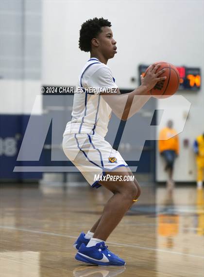 Thumbnail 1 in Washington vs Chapel Hill (UIL 4A Region III Semifinal) photogallery.