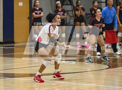 Thumbnail 2 in Woodward Academy @ Marist photogallery.