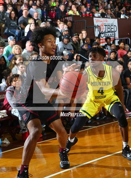 Thumbnail 1 in Memphis East vs. Mountain Brook (Hotbed Classic) photogallery.
