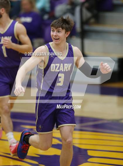 Thumbnail 2 in Ozark vs. Fountain Lake photogallery.