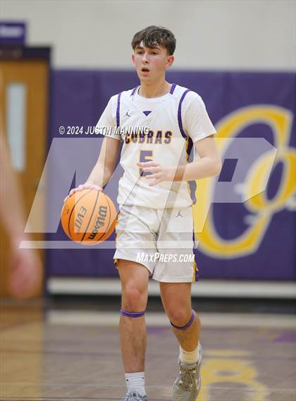 Thumbnail 1 in Ozark vs. Fountain Lake photogallery.