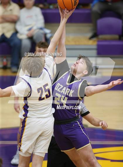 Thumbnail 1 in Ozark vs. Fountain Lake photogallery.