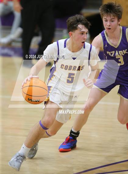 Thumbnail 3 in Ozark vs. Fountain Lake photogallery.