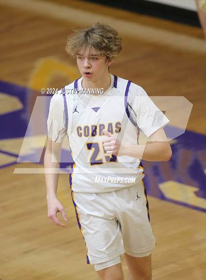 Thumbnail 1 in Ozark vs. Fountain Lake photogallery.