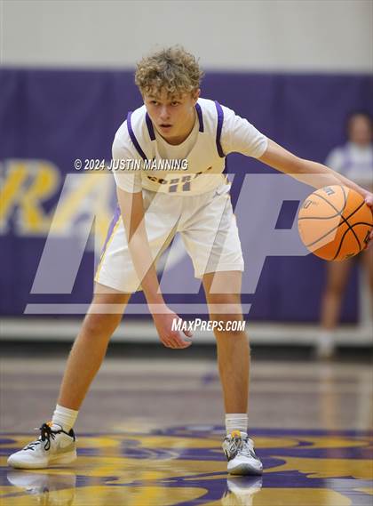 Thumbnail 1 in Ozark vs. Fountain Lake photogallery.