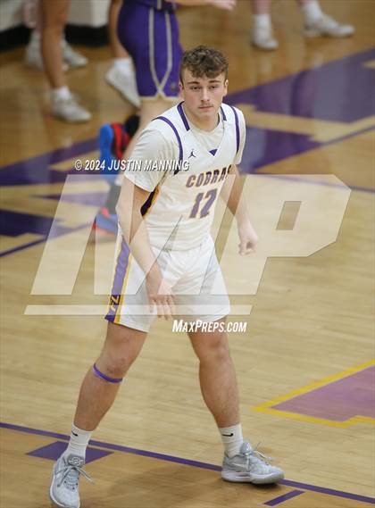 Thumbnail 3 in Ozark vs. Fountain Lake photogallery.