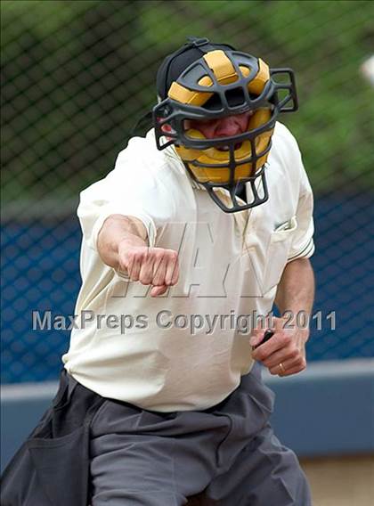Thumbnail 2 in Butler vs. Marvin Ridge photogallery.