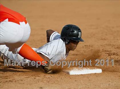 Thumbnail 3 in Butler vs. Marvin Ridge photogallery.