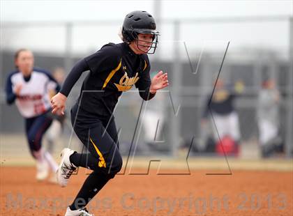 Thumbnail 2 in Crandall vs Wakeland (Forney-North Forney Invitational) photogallery.