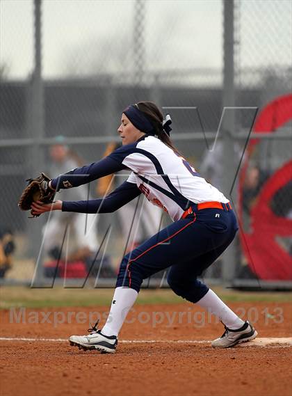 Thumbnail 1 in Crandall vs Wakeland (Forney-North Forney Invitational) photogallery.