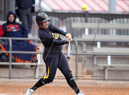 Thumbnail 1 in Crandall vs Wakeland (Forney-North Forney Invitational) photogallery.