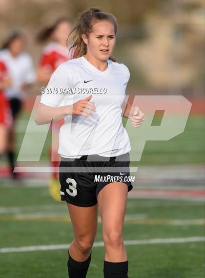 Thumbnail 1 in Maricopa vs. Mountain View (Coyote Classic Tournament) photogallery.