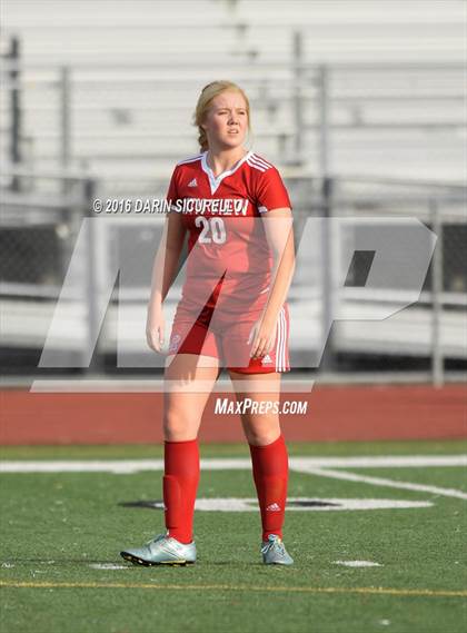 Thumbnail 1 in Maricopa vs. Mountain View (Coyote Classic Tournament) photogallery.