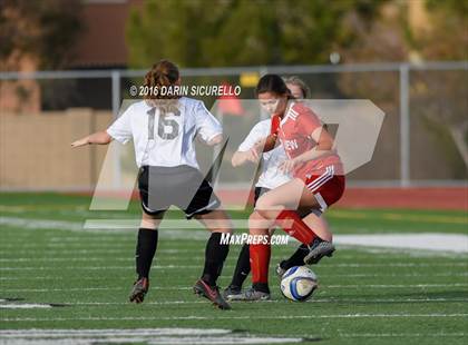 Thumbnail 1 in Maricopa vs. Mountain View (Coyote Classic Tournament) photogallery.